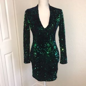 Sequined multicolored green dress